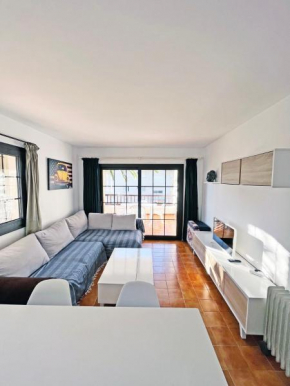 Apartamento en la Escala con piscina y parking